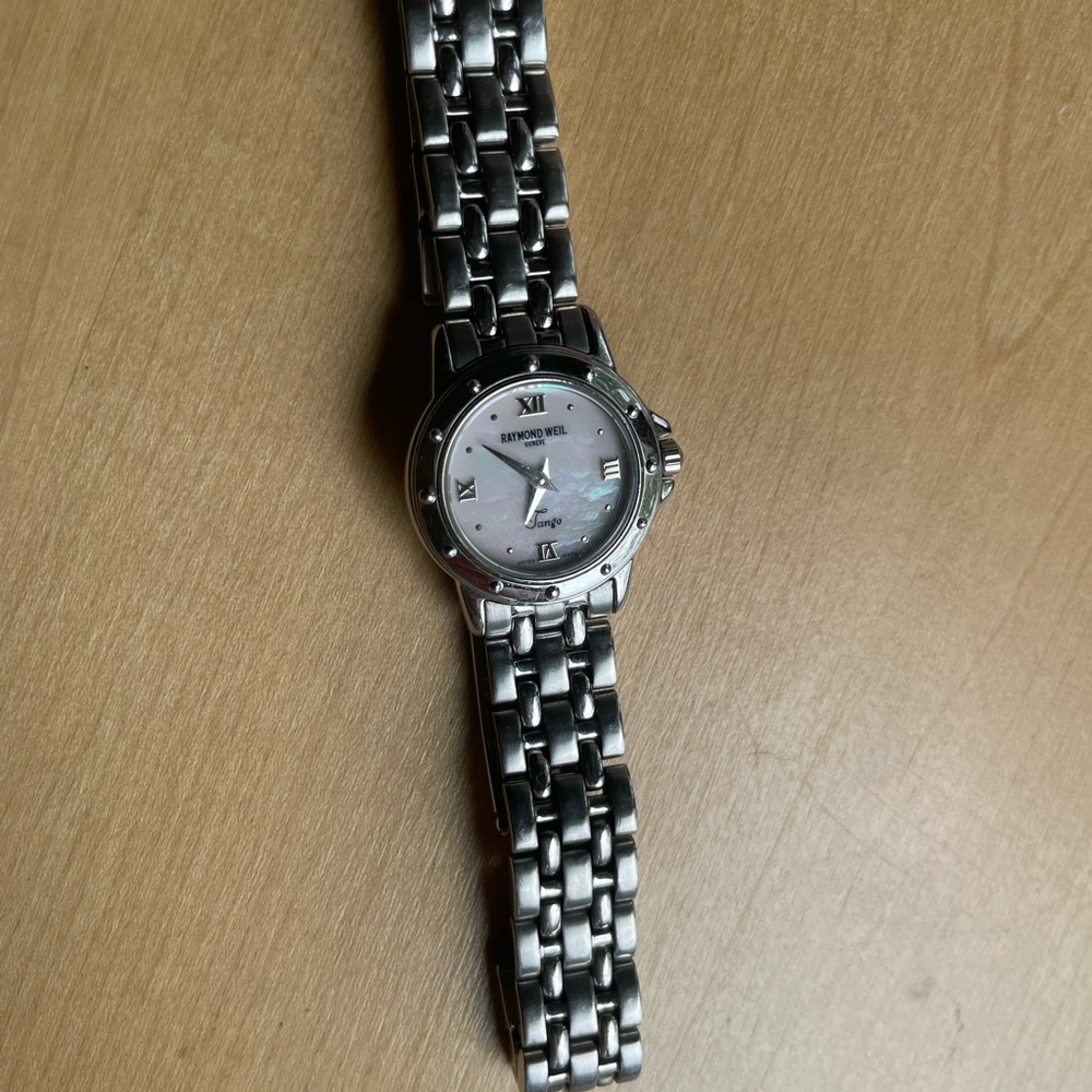 Vintage Raymond Weil Tango Silver Timepiece